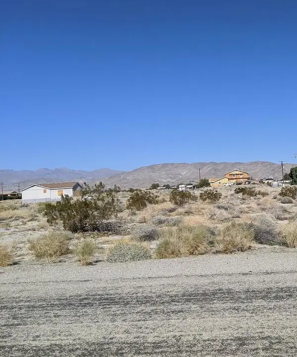 184 Kranshire Road, Desert Hot Springs, CA 92240