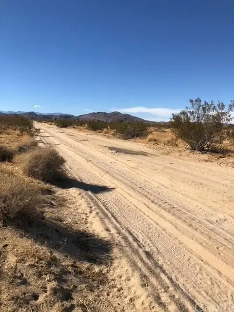 5320 Arizona Avenue, Joshua Tree, CA 92252 - #3