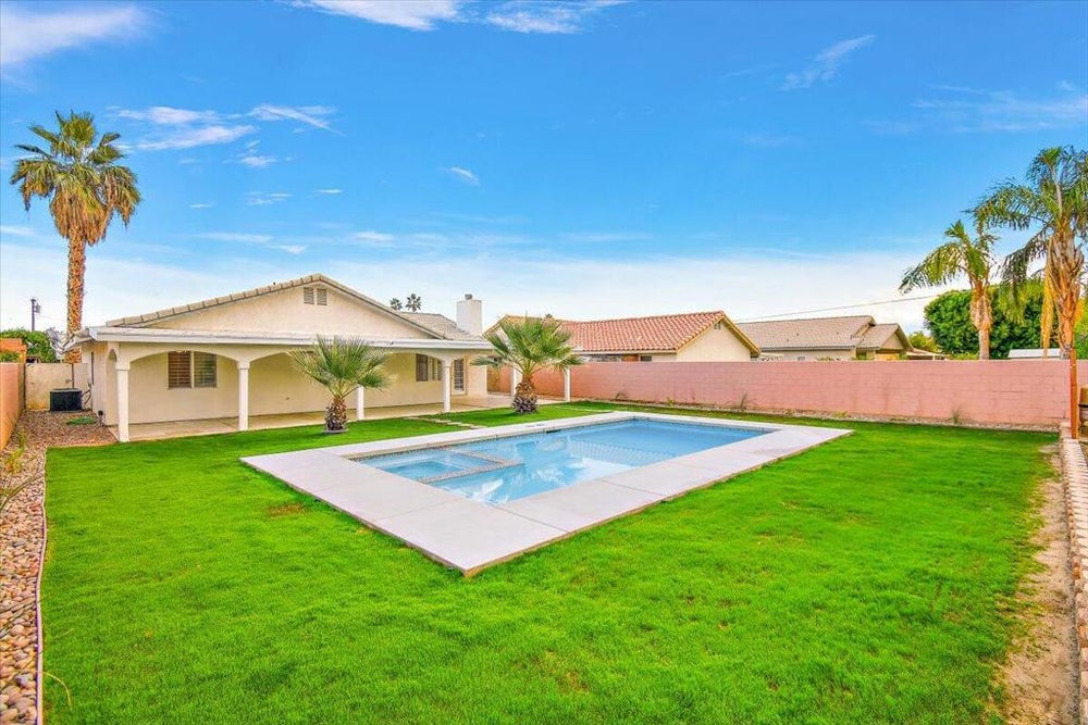 30455 Avenida Del Yermo, Cathedral City, CA 92234 BHGRE