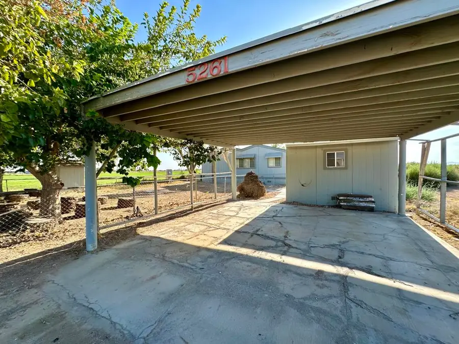 5261 N Intake Boulevard, Blythe, CA 92225 - Image #3