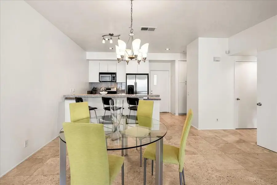 691 E Arenas Road, Palm Springs, CA 92262 - Image #2