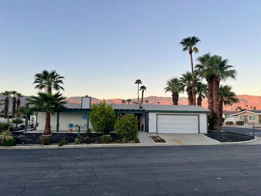 74612 Azurite Circle E, Palm Desert, CA 92260 - Image #2