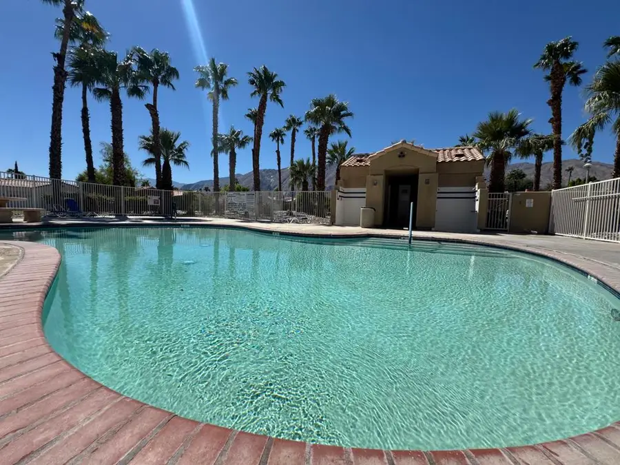 647 Poppy Street, Palm Springs, CA 92262 - Image #2