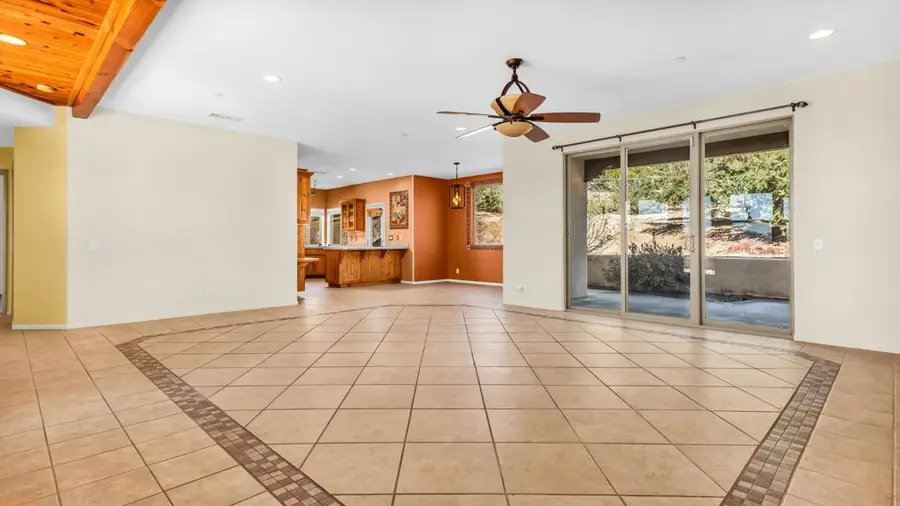 56948 Plaza Del Amigo, Yucca Valley, CA 92284 - Image #2