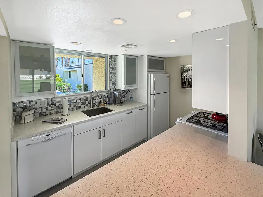 1881 S Araby Drive #16, Palm Springs, CA 92264 - Image #3