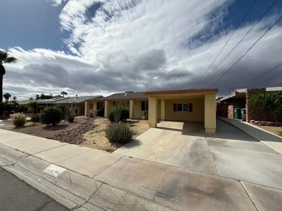 43305 Illinois Avenue, Palm Desert, CA 92211 - #2