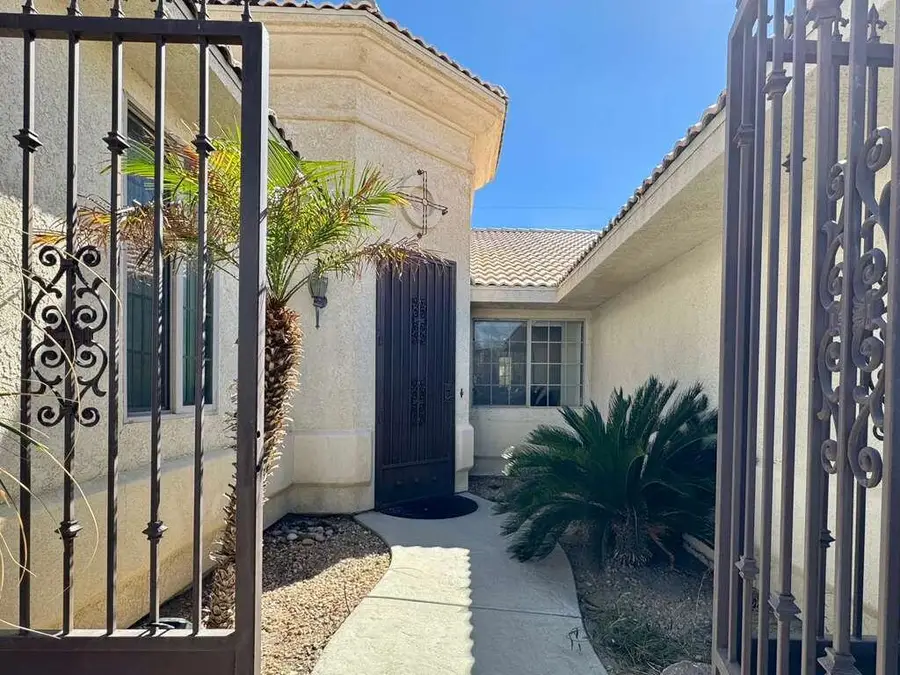 67755 Ontina Road, Cathedral City, CA 92234 - Image #2