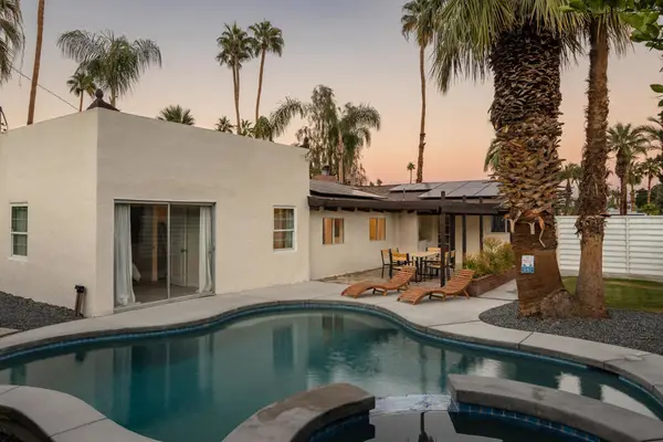 527 N N Paseo De Anza, Palm Springs, CA 92262