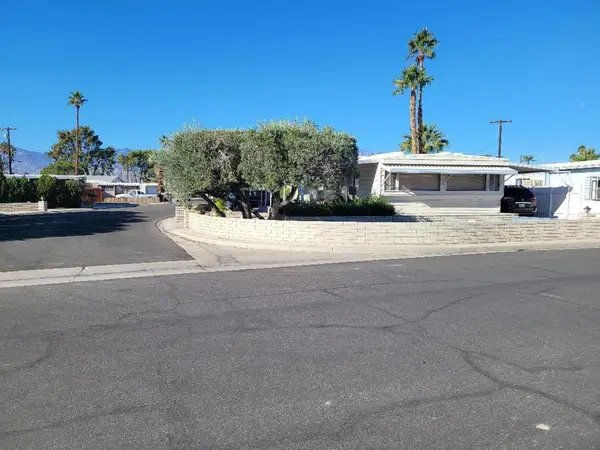 32561 Desert Moon Drive, Thousand Palms, CA 92276