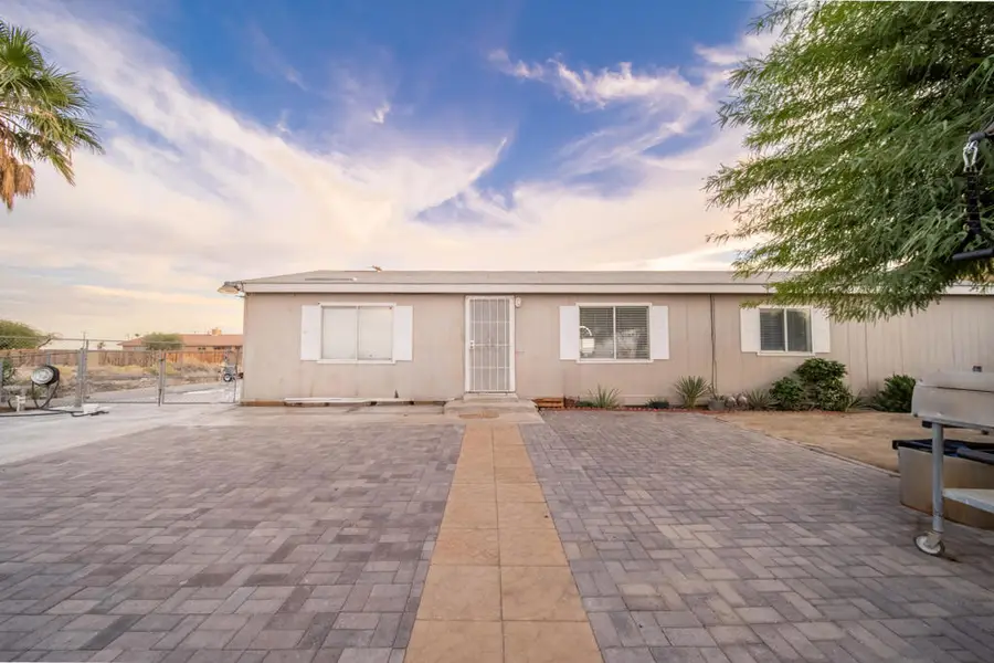 2490 Shore Jewel Avenue, Thermal, CA 92274 - #2