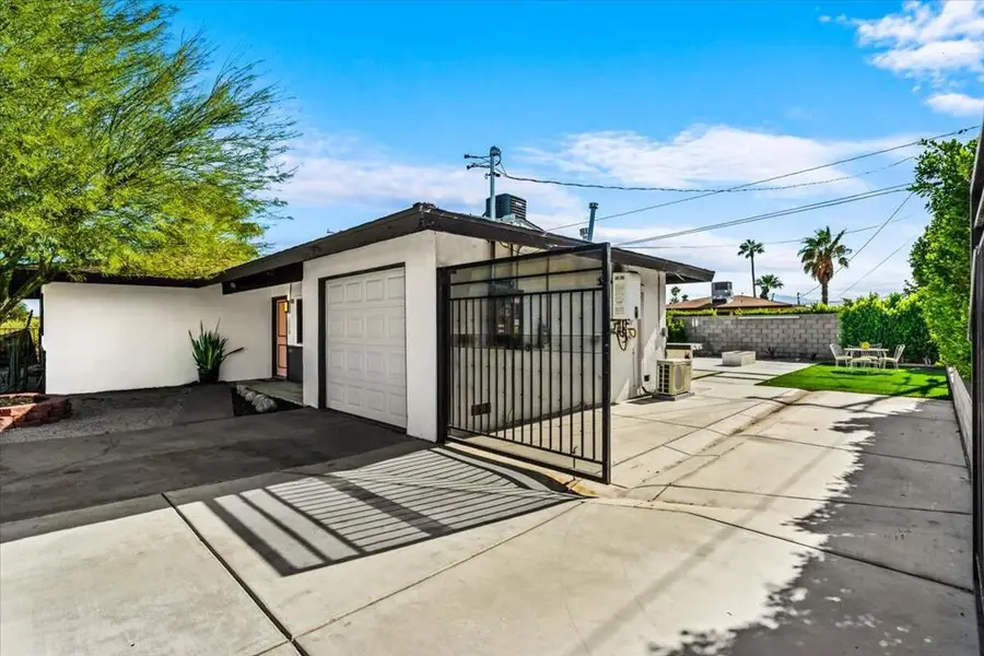 359 W Bon Air Drive, Palm Springs, CA 92262 - Image #2
