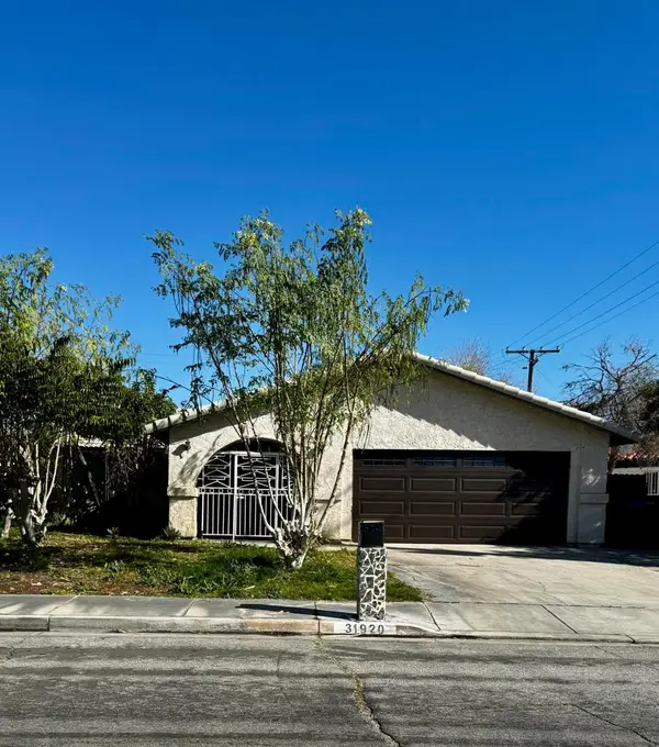 31920 Avenida El Mundo, Cathedral City, CA 92234