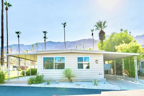 136 Mecca Street, Palm Springs, CA 92264