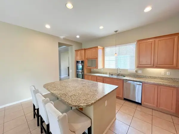 43341 Parkway Esplanade W, La Quinta, CA 92253