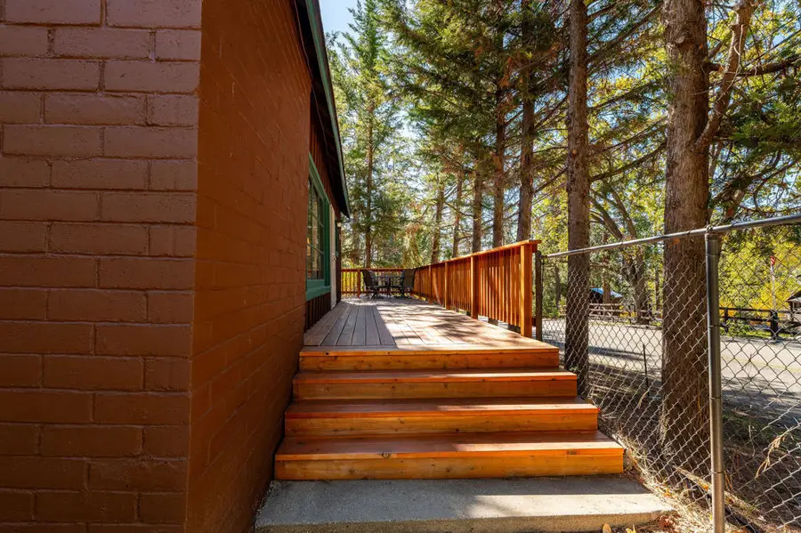 25290 Lodge Road, Idyllwild, CA 92549 - Image #3