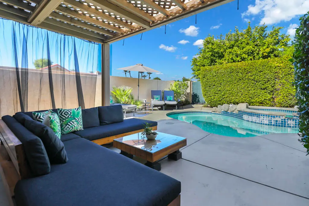 21 Ensenada Lane, Palm Desert, CA 92260 - #1