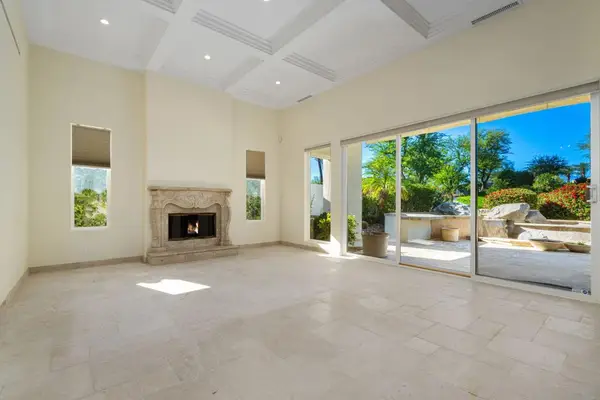 525 Indian Ridge Drive, Palm Desert, CA 92211