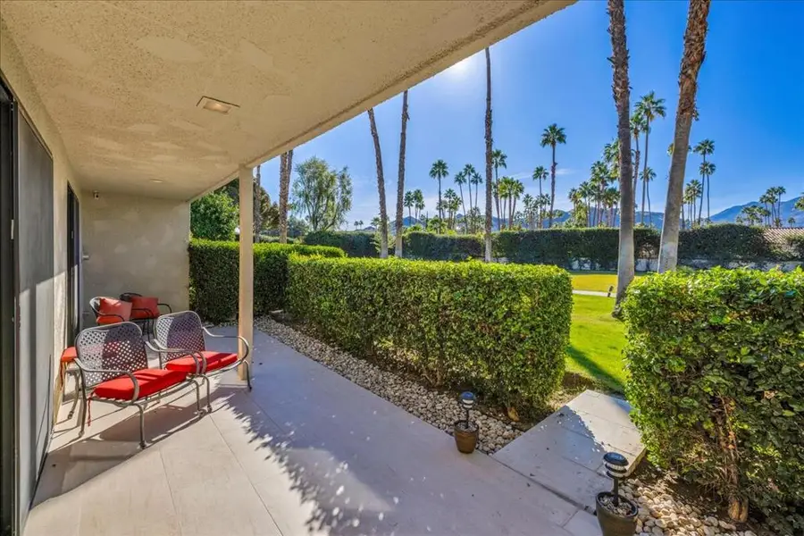 2365 Oakcrest Drive, Palm Springs, CA 92264 - Image #2