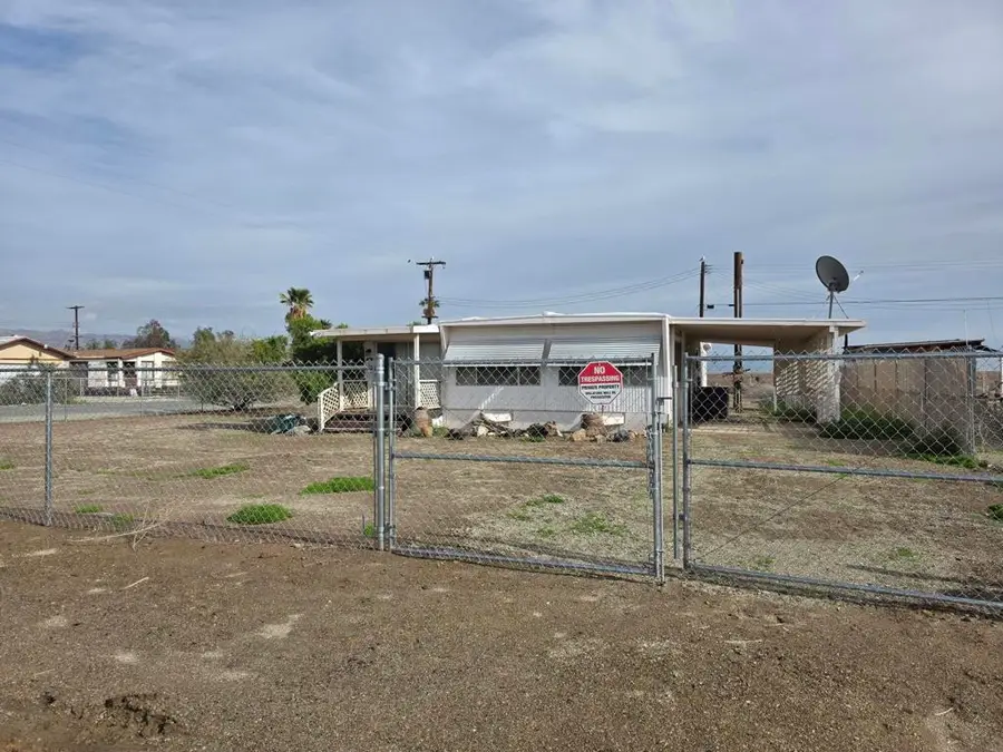 9588 Avenue H, Bombay Beach, CA 92257 - Image #2
