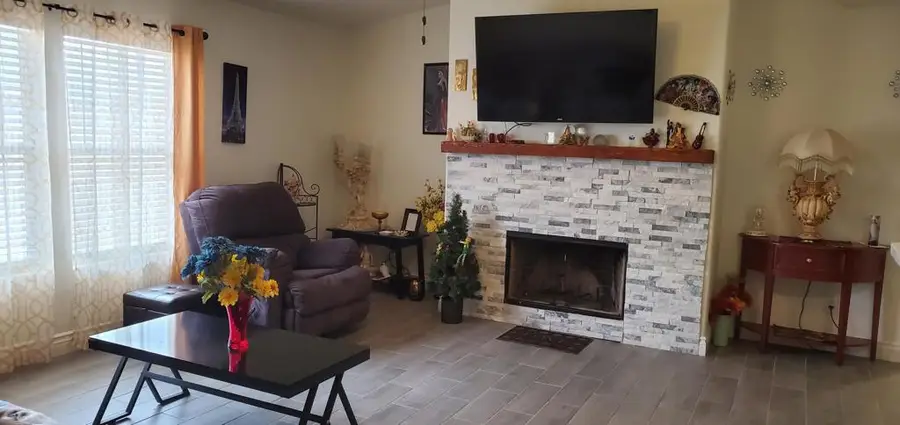 1987 Sunset Avenue, Thermal, CA 92274 - #3