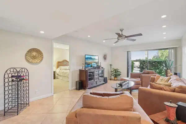 1050 E Ramon Road #41, Palm Springs, CA 92264