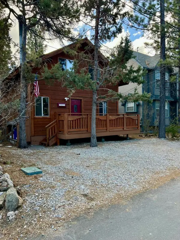 2084 5th Lane, Big Bear City, CA 92314