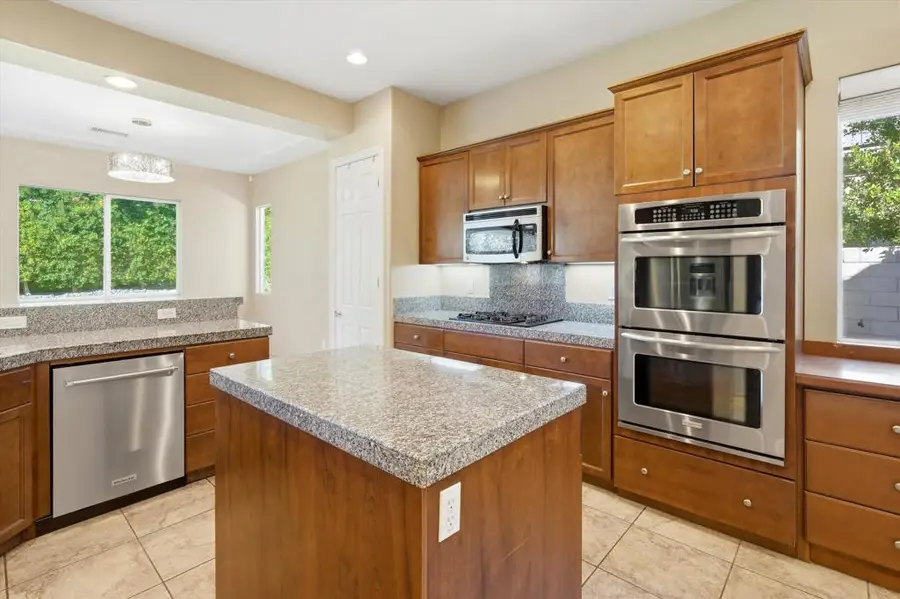 117 Rosetta Court, Palm Desert, CA 92211 - #2