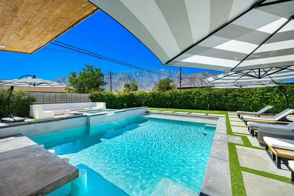 359 W Avenida Cerca, Palm Springs, CA 92262