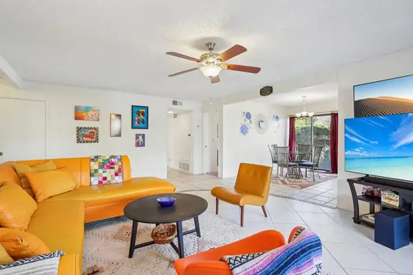 3155 E Ramon Road #311, Palm Springs, CA 92264