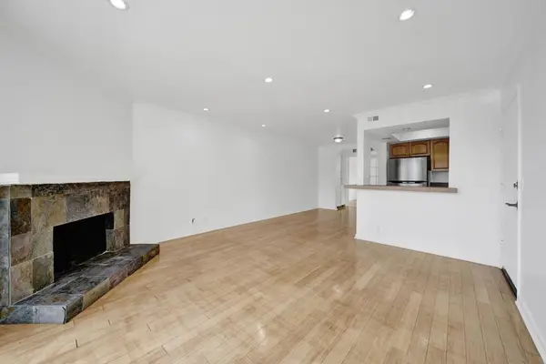 7307 Haskell Avenue #4, Van Nuys, CA 91406