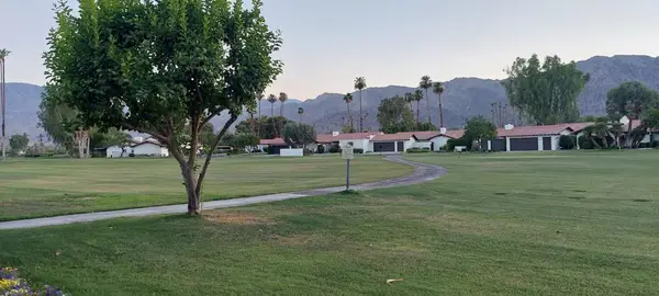 49091 Washington Street, La Quinta, CA 92253