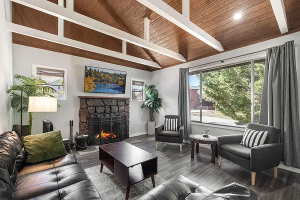 643 Villa Grove Avenue, Big Bear, CA 92314