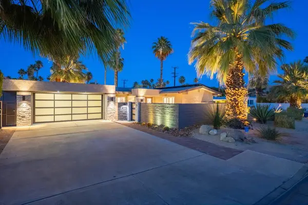 696 S Warm Sands Drive, Palm Springs, CA 92264