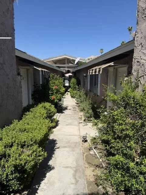 46420 Ryway Place #1  & 2, Palm Desert, CA 92260 - #2
