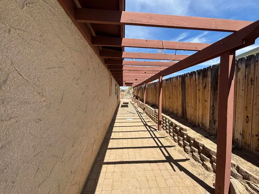 6943 Roberts Avenue, Twentynine Palms, CA 92277 - #2