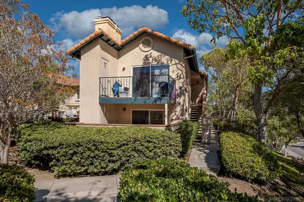 11313 Avenida De Los Lobos #B, San Diego, CA 92127