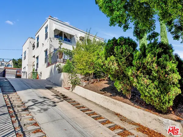 519 N Alexandria, Los Angeles, CA 90004