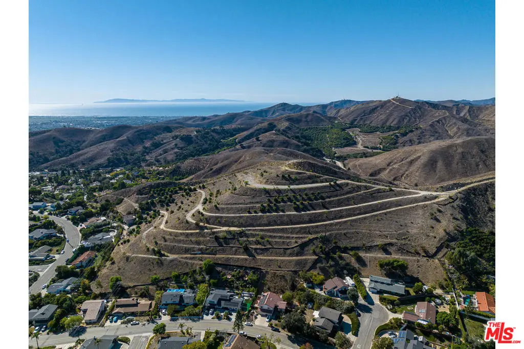 1251 Via Cielito, San Buenaventura Ventura, CA 93003 - #1