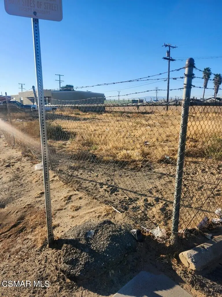 119 Pondera St Vic Division, North Antelope Valley, CA 93536 - Image #2