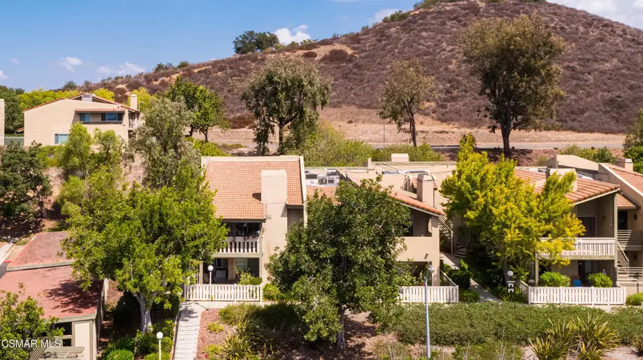 224 Oakleaf Drive #105, Thousand Oaks, CA 91360 - Image #2