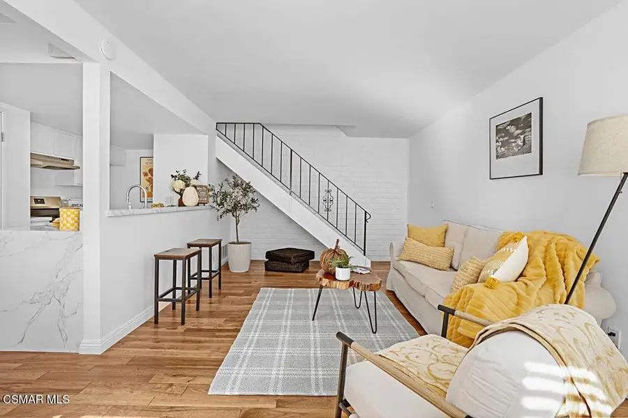 2045 Avenida Refugio #2, Simi Valley, CA 93063 - Image #3