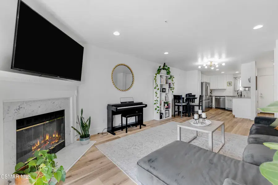 2713 Antonio Drive #210, Camarillo, CA 93010 - Image #2