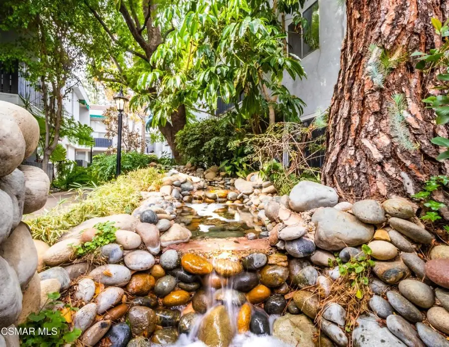 18645 Hatteras Street #237, Tarzana, CA 91356 - Image #3