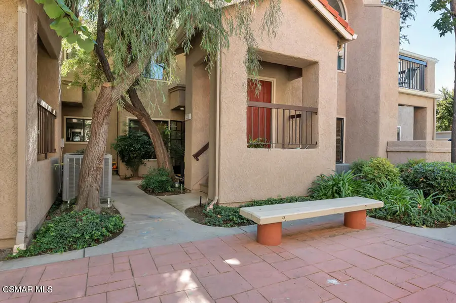 2327 Archwood Lane #124, Simi Valley, CA 93063 - Image #2