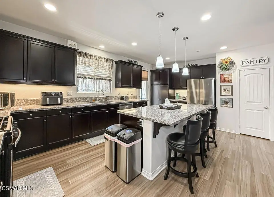 26707 Lexington Lane, Saugus, CA 91350 - Image #1