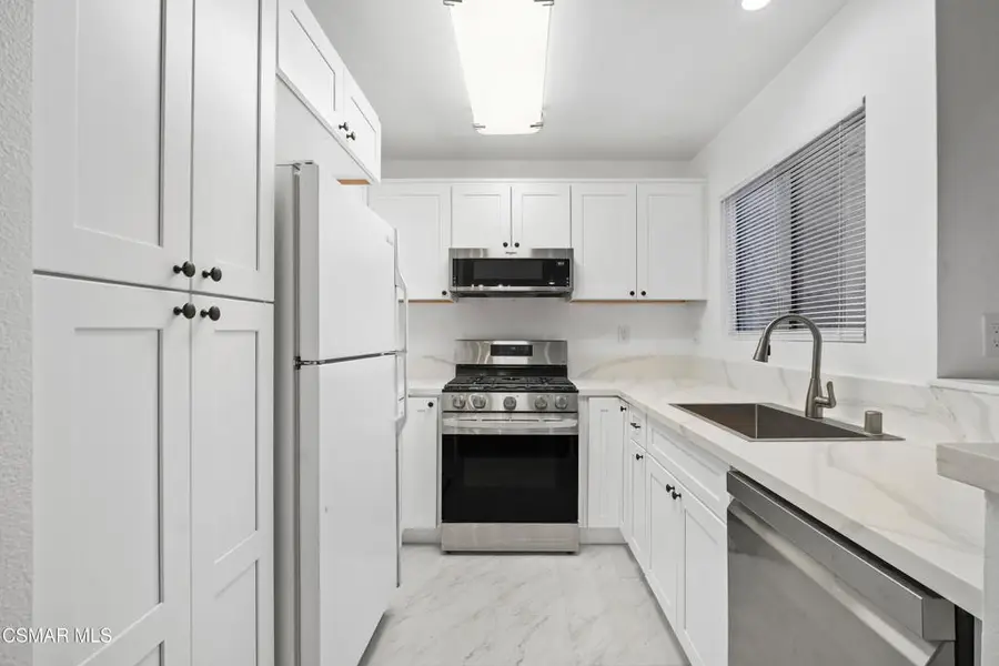 2304 Archwood Lane #92, Simi Valley, CA 93063 - #3