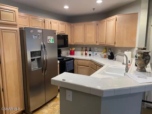 5744 Oak Bend Lane #305, Oak Park, CA 91377 - #2