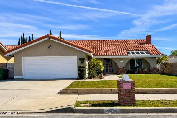 10016 Independence Avenue, Chatsworth, CA 91311