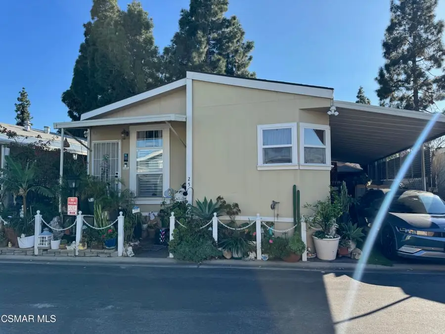 25 Katy Lane, San Fernando, CA 91345 - #2