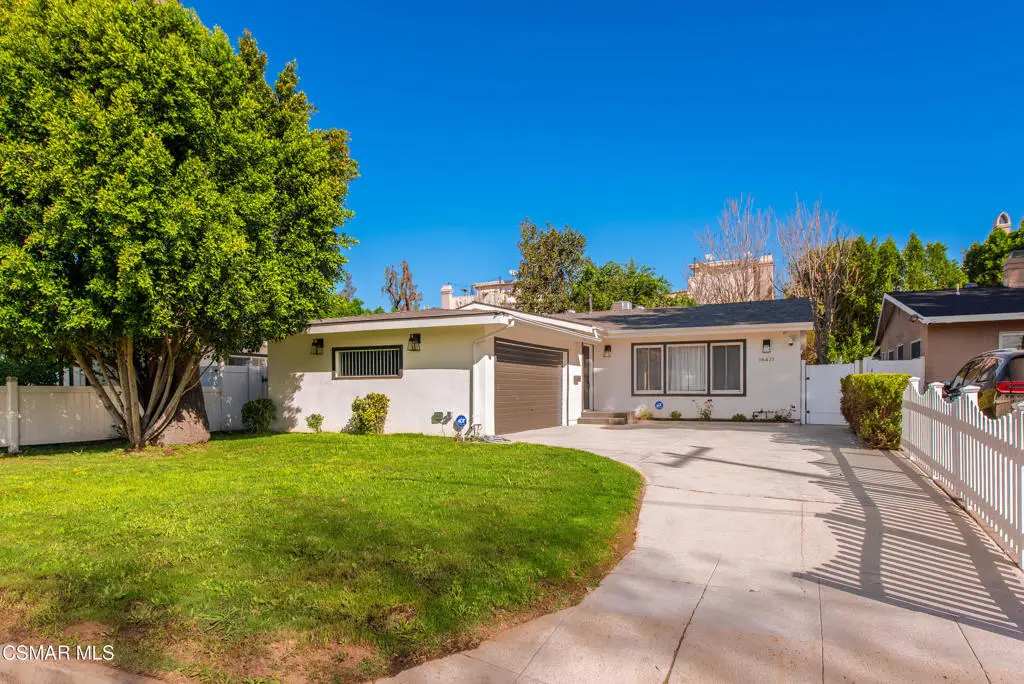 16421 Haynes Street, Lake Balboa, CA 91406 - #1